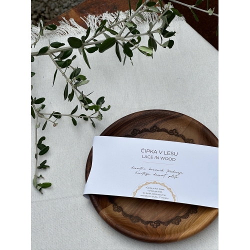 Lesen krožnik s čipko - oreh (18, 24 ali 27 cm)