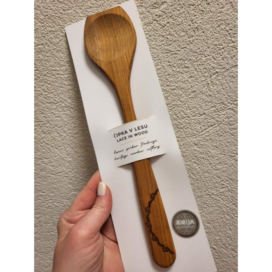 Lesena kuhalnica in žlica s čipko - več oblik (češnja)