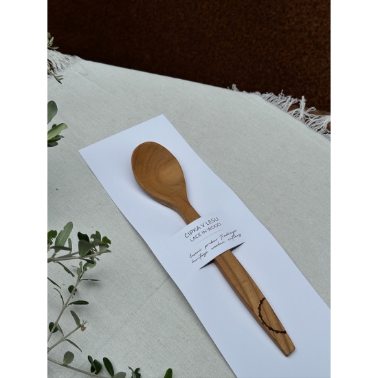 Lesena kuhalnica in žlica s čipko - več oblik (češnja)